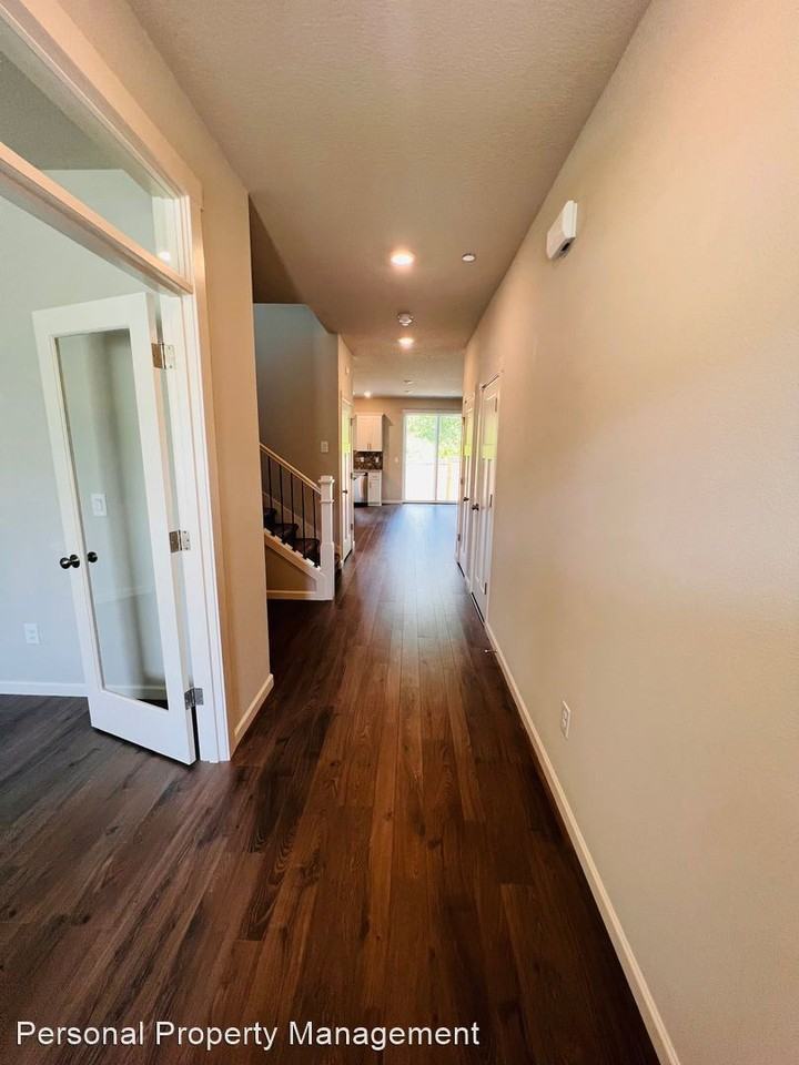 6766 N 89th Loop - Photo 2 of 16