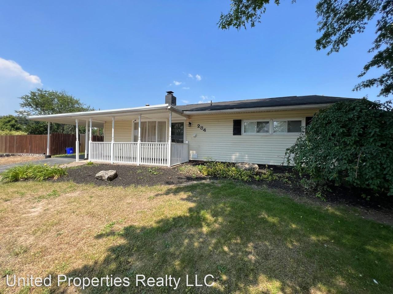 284 Dogwood Dr - Photo 3 of 33