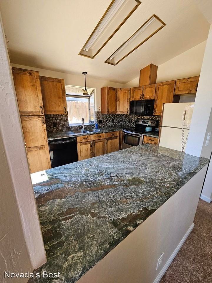 1124 Indian Cove Way - Photo 2 of 16