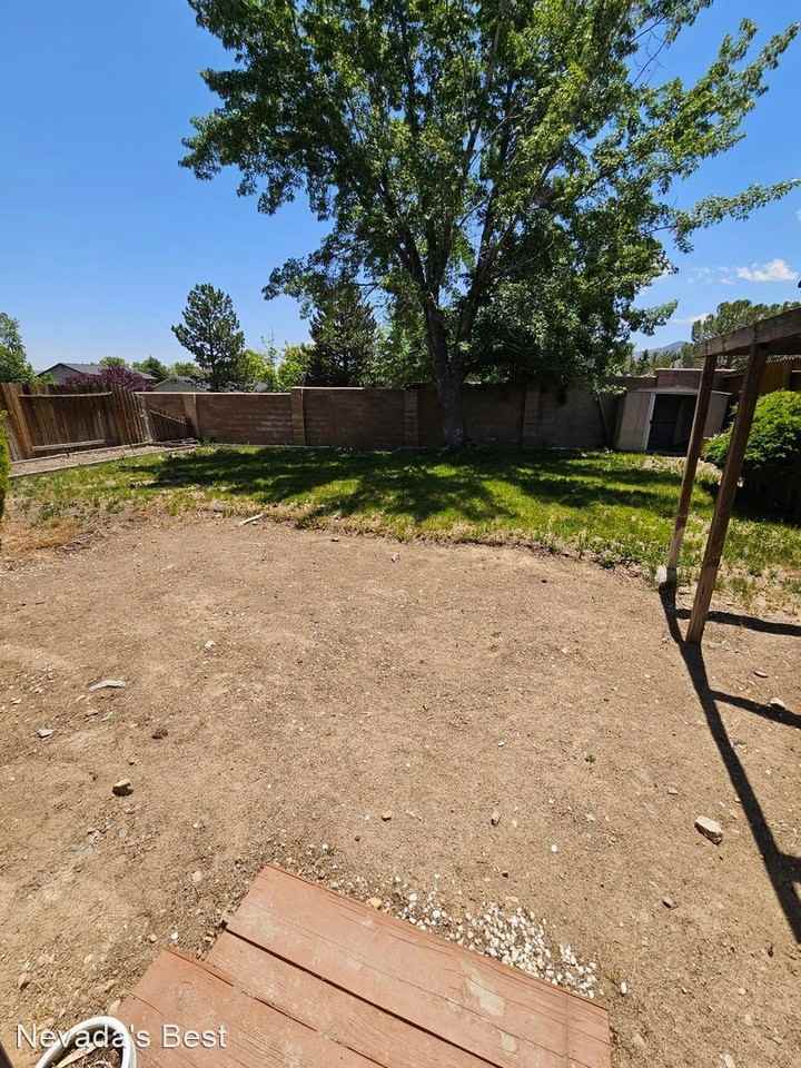 1124 Indian Cove Way - Photo 3 of 16