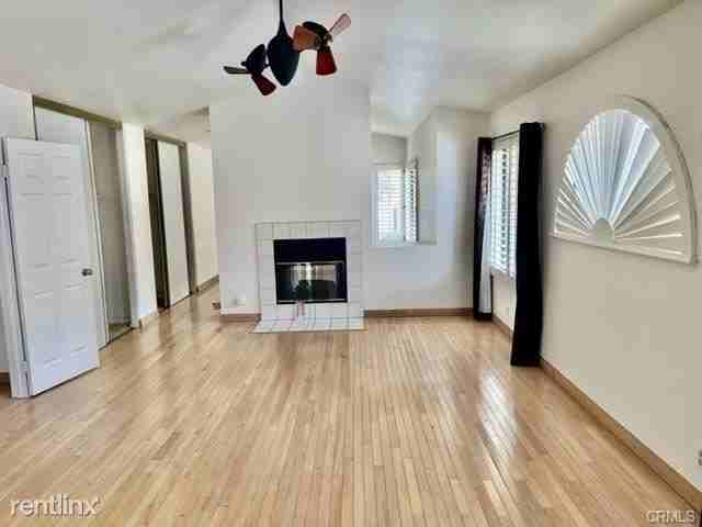 5490 Avenida Del Tren - Photo 2 of 9