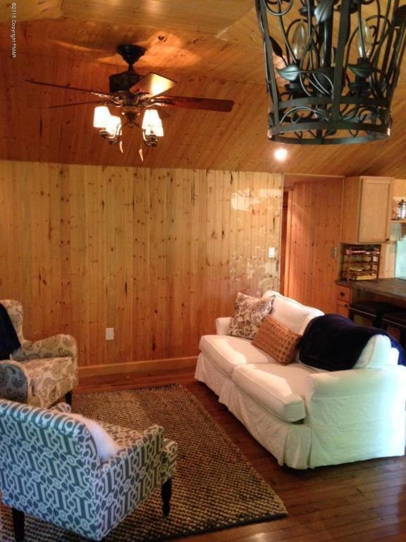 215 Krummel Ln - Photo 3 of 23