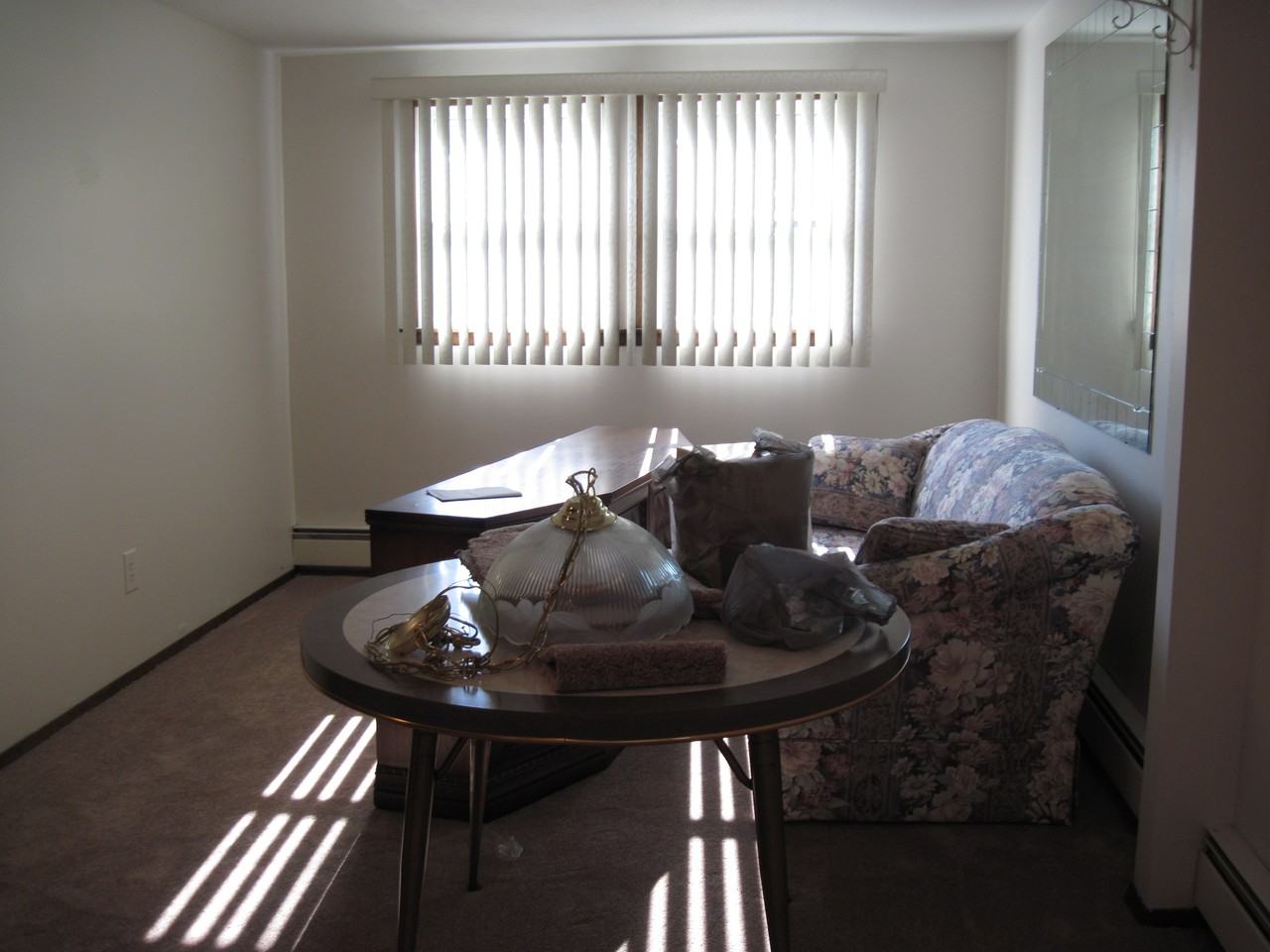 53 Leopold Ave - Photo 3 of 8