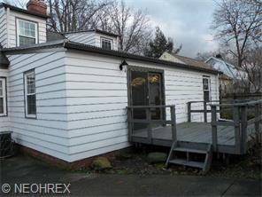 592 Juneway Dr - Photo 3 of 13