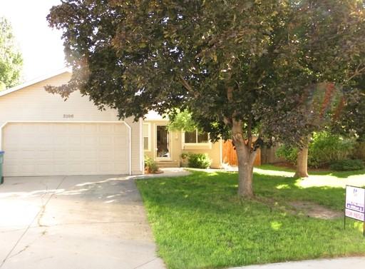 3106 Laredo Ln - Photo 2 of 19