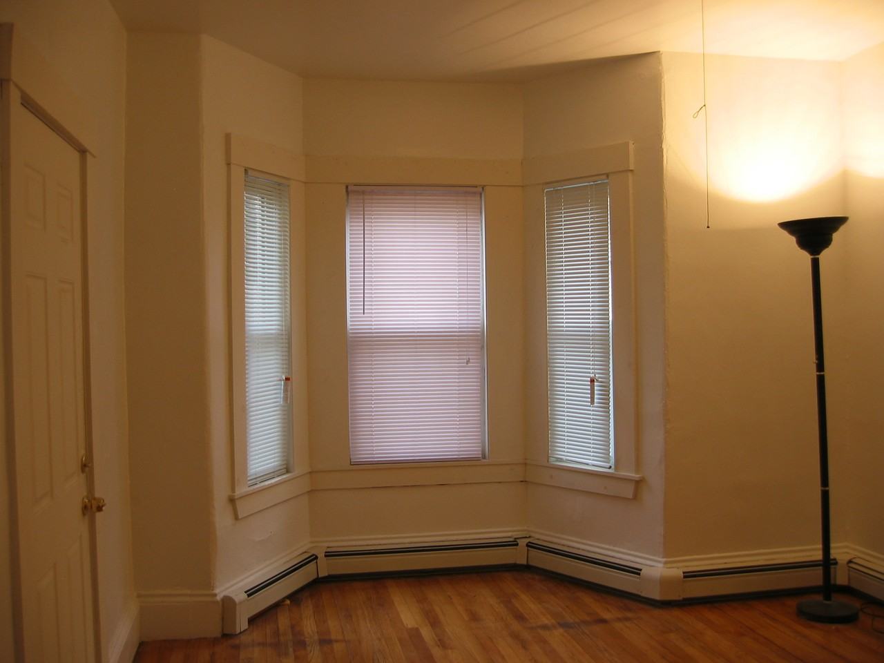 360 Windsor St #2 - Photo 3 of 11