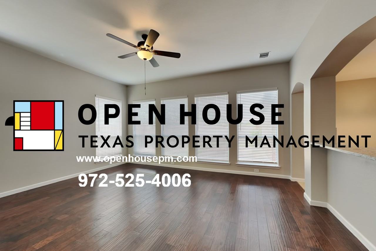 9232 Crenshaw Ln - Photo 2 of 20