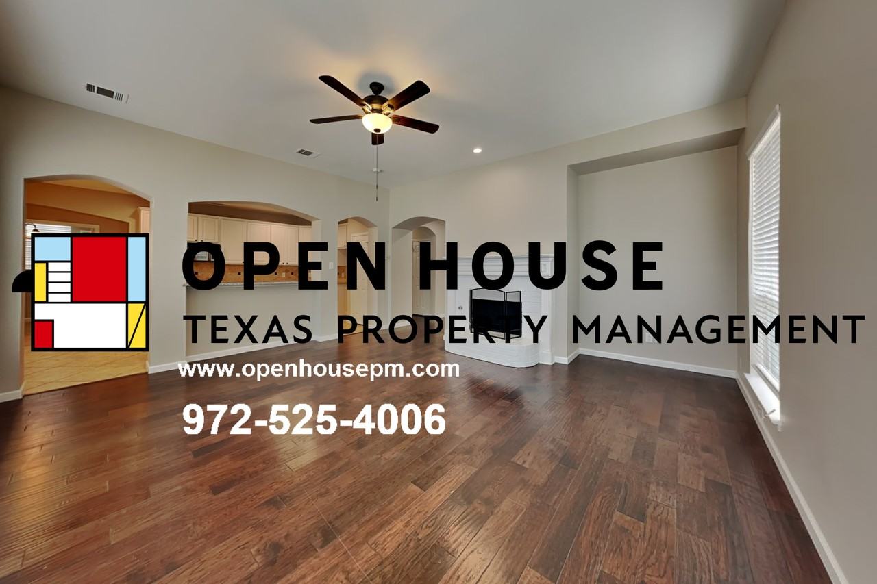 9232 Crenshaw Ln - Photo 3 of 20