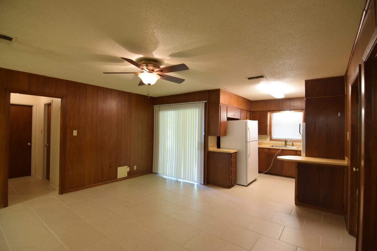 3814 Rosemary Ln - Photo 4 of 19