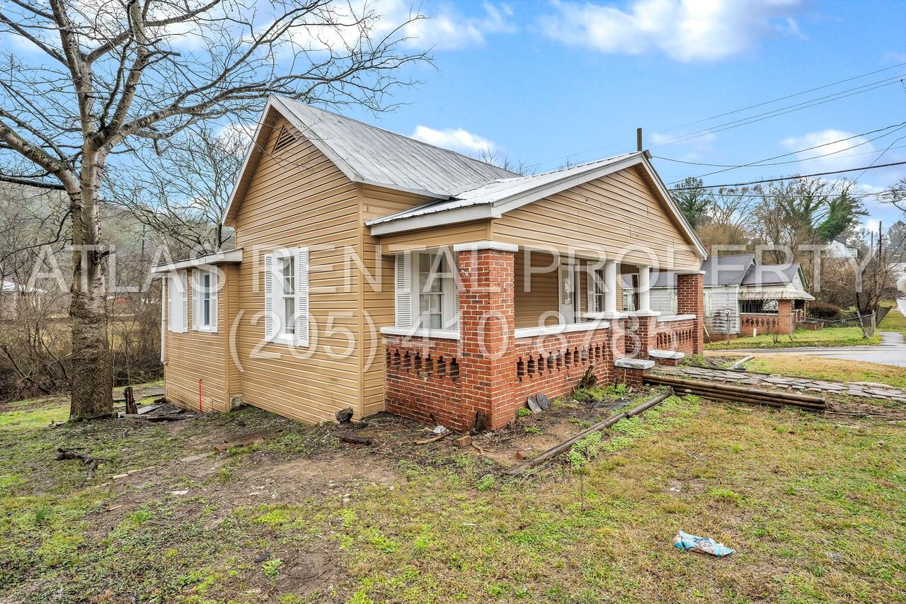 225 Main St - Photo 2 of 29