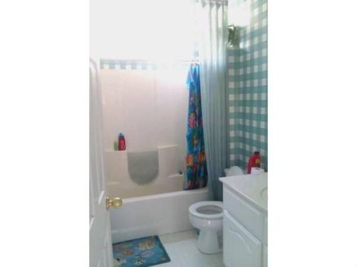 312 Titan Way - Photo 3 of 6