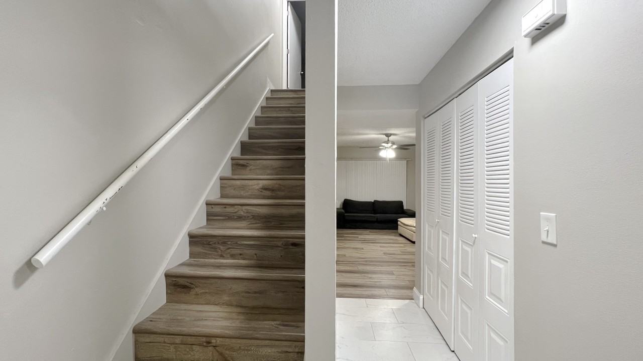 12062 Socrates Dr #12062 - Photo 4 of 9