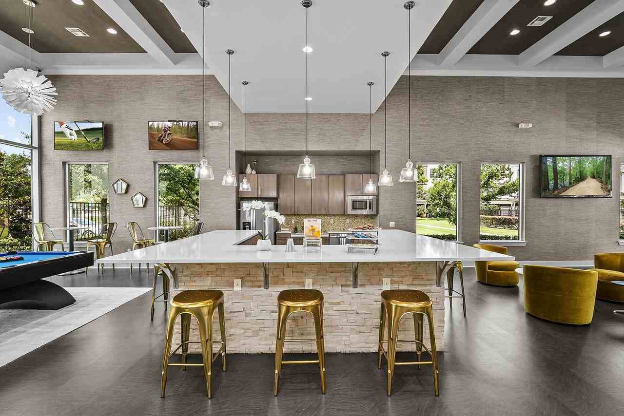 The Towers Woodland - Photo 5 of 50