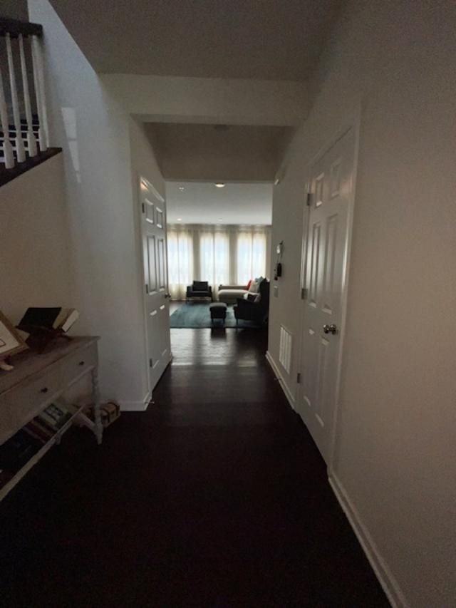 731 Sun Valley Ct - Photo 2 of 25