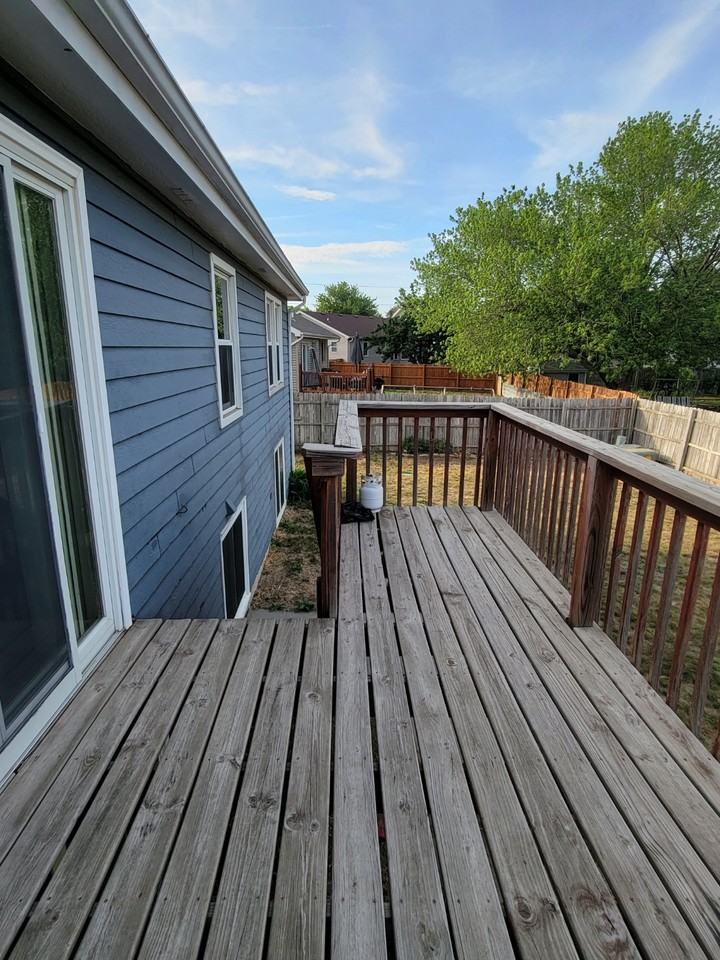 2740 Nw 8th St #NA - Photo 3 of 20