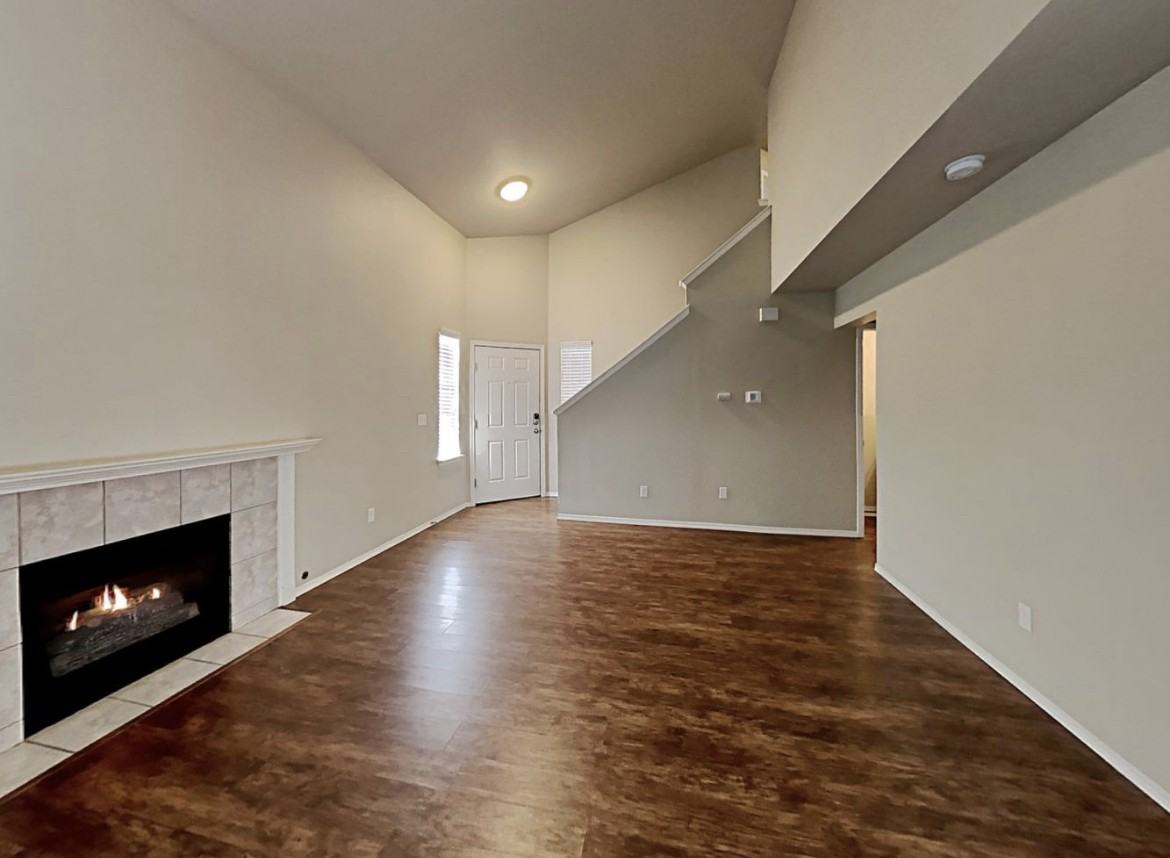 1821 66th Ave Ne #NA - Photo 3 of 5