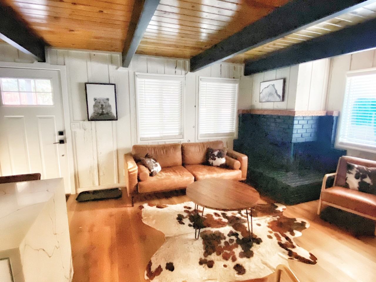 721 East Meadow Lane - Photo 3 of 14