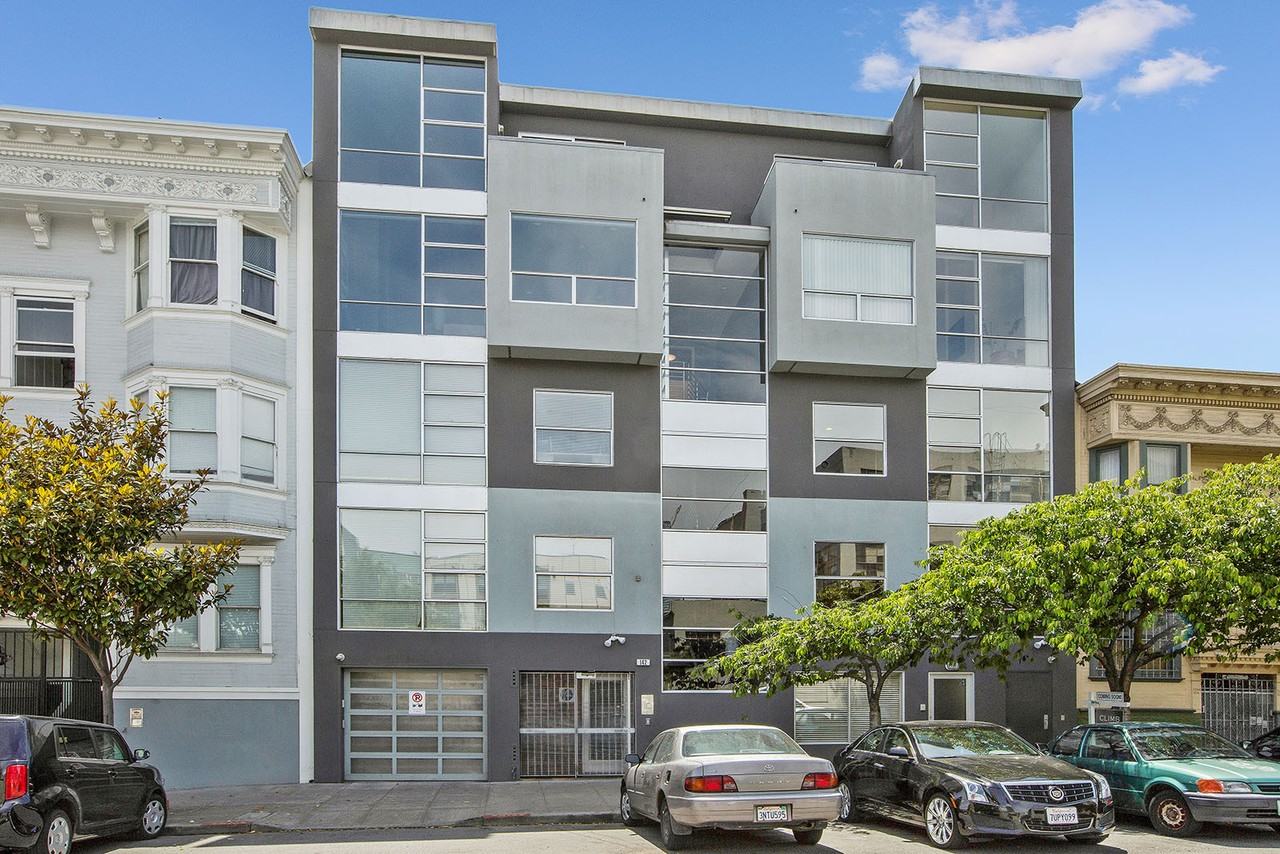 142 Russ St #4 - Photo 2 of 20