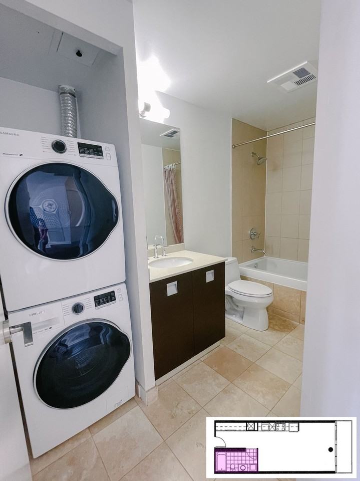 33 Charles St E #2204 - Photo 4 of 9