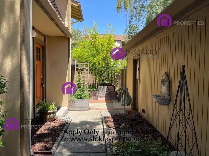 1695 Candelero Ct - Photo 3 of 36