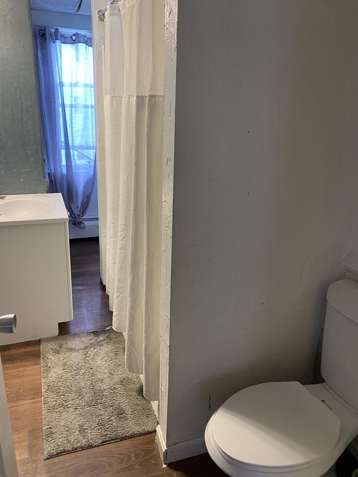 41 Salem St #2 - Photo 2 of 10