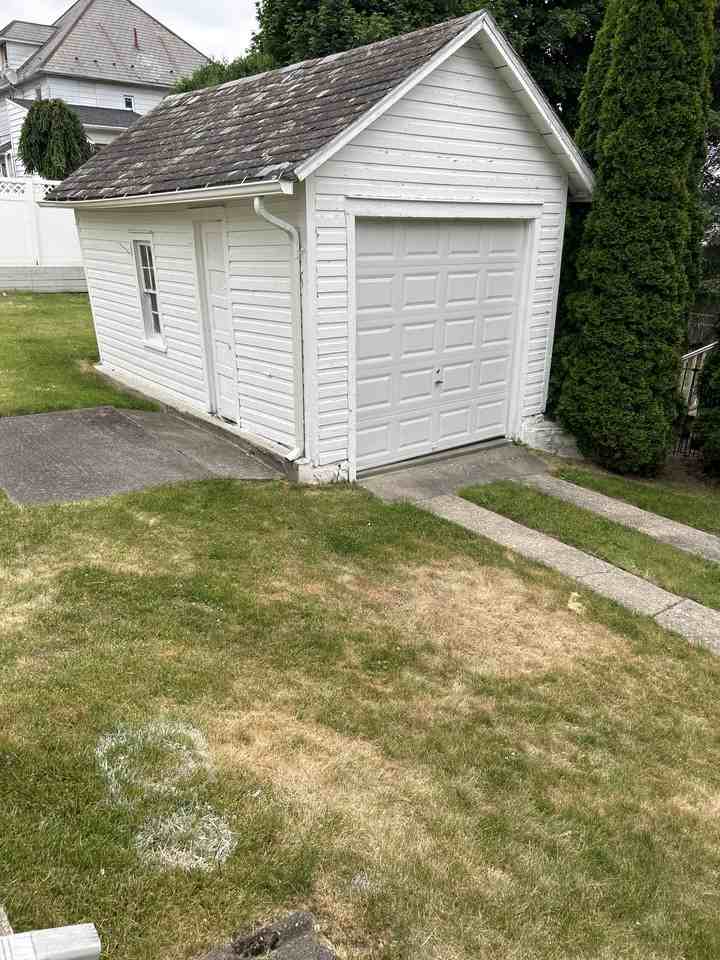 210 N Heller Ave #NA - Photo 2 of 18