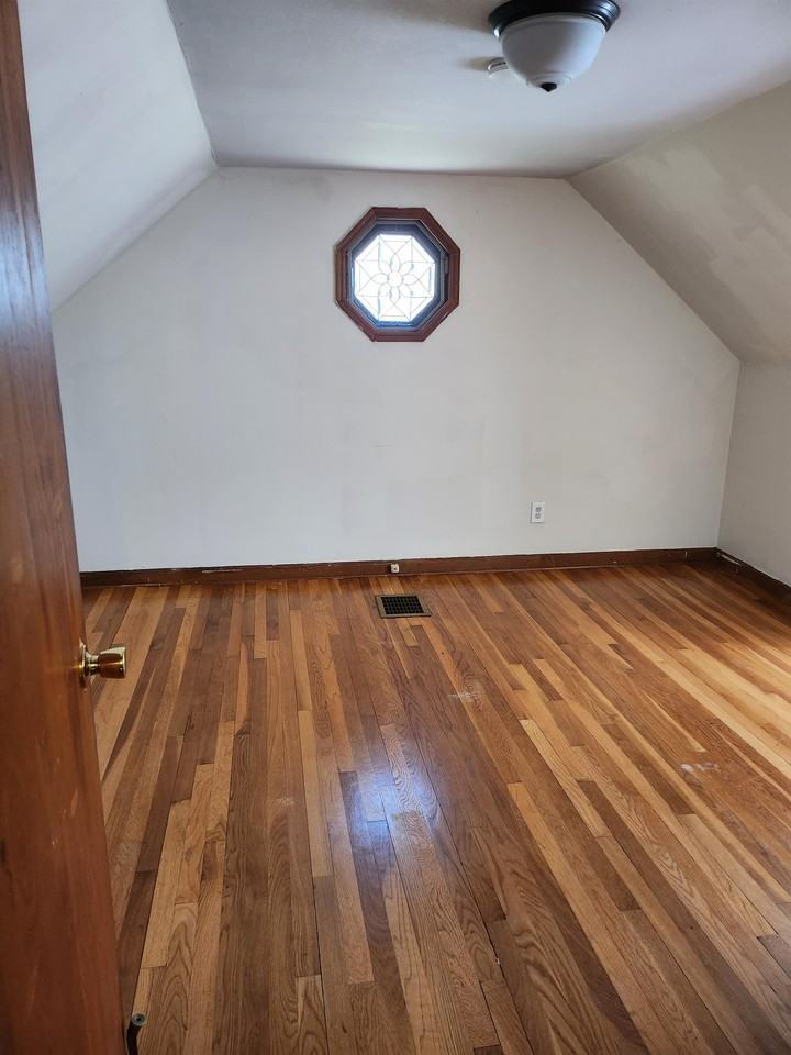 107 Cumpstone Dr #1 - Photo 6 of 9