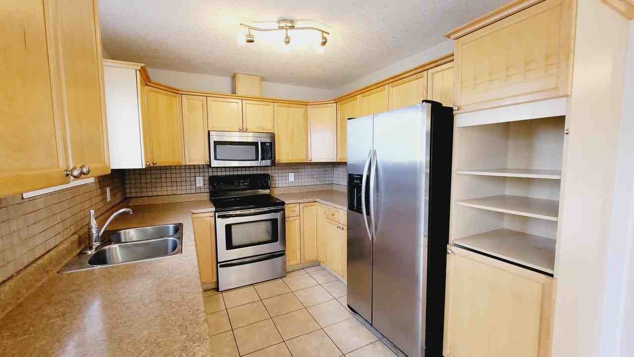 17839 99 St Nw - Photo 2 of 39