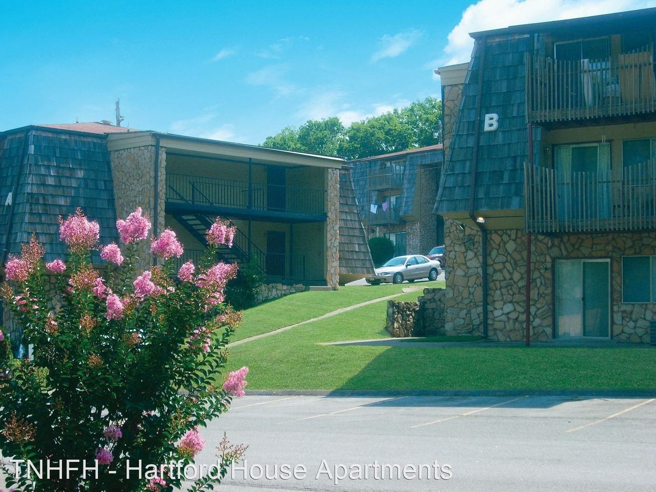 Hartford House Apartments - Photo 3 of 24