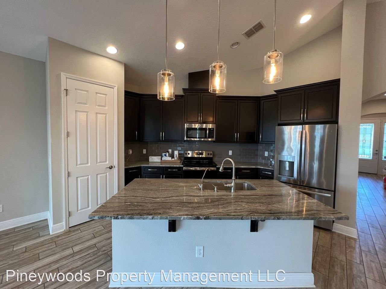 10738 Pleasant Knoll Dr - Photo 3 of 16