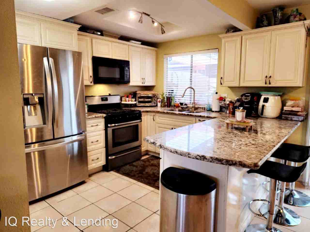 11937 Royal Rd #E - Photo 2 of 12