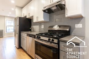 516 W Cornelia Ave #209 - Photo 1 of 1