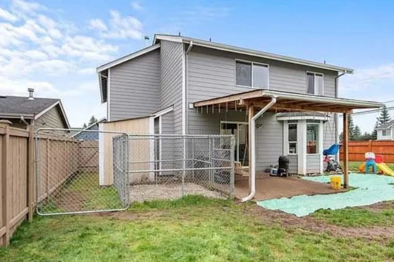 8806 47th Dr Ne - Photo 2 of 28