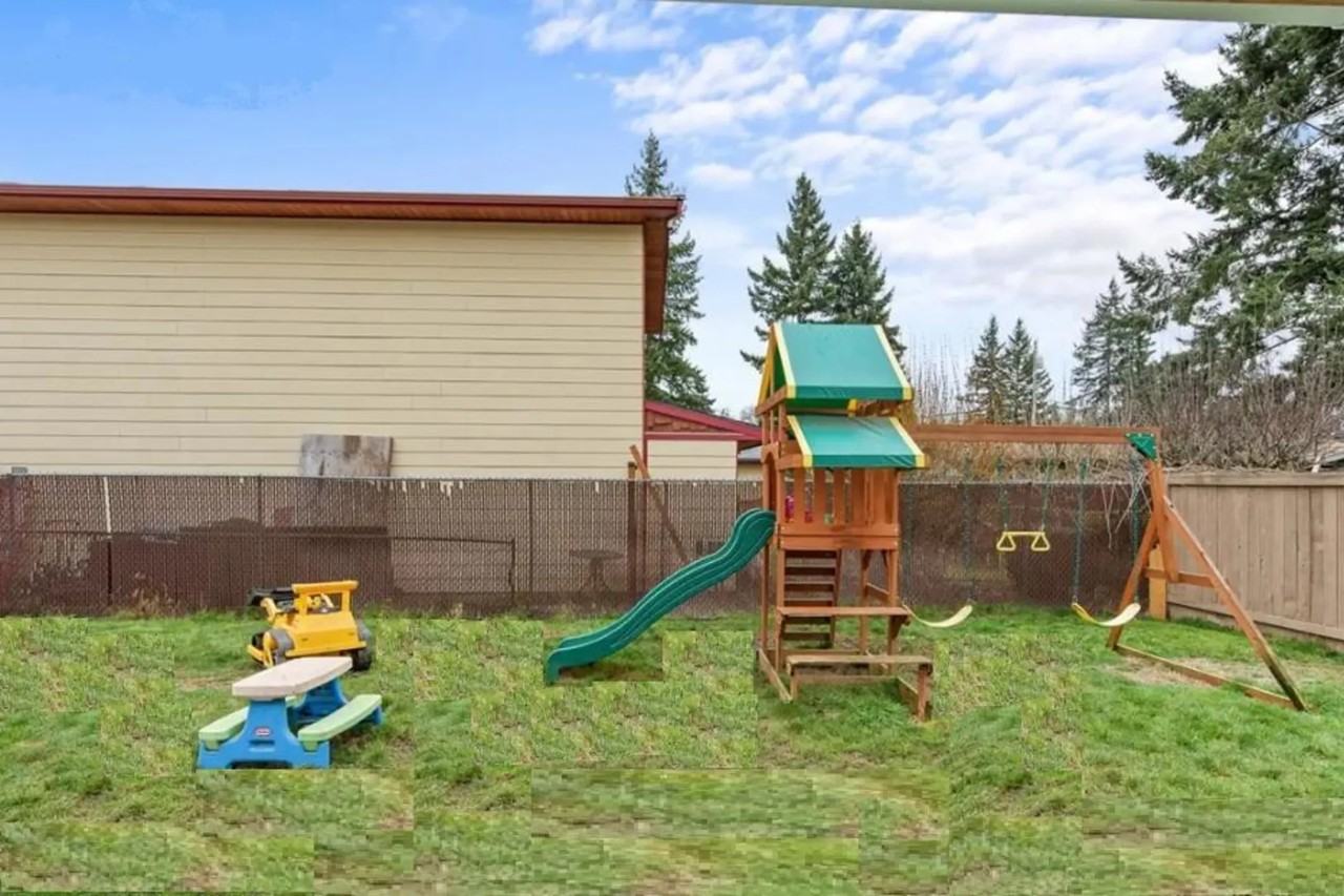 8806 47th Dr Ne - Photo 3 of 28