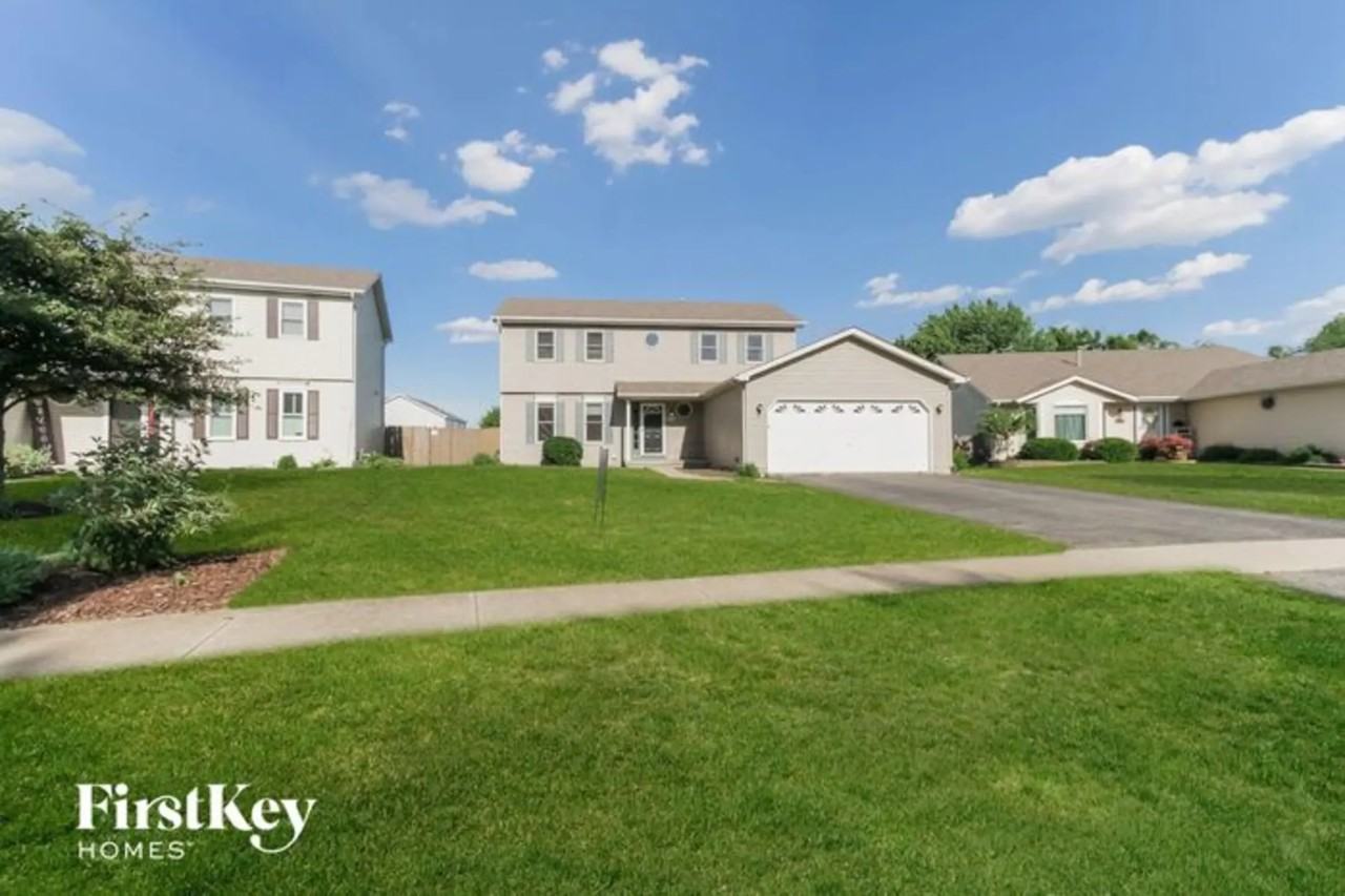 2300 Hastings Dr - Photo 2 of 15