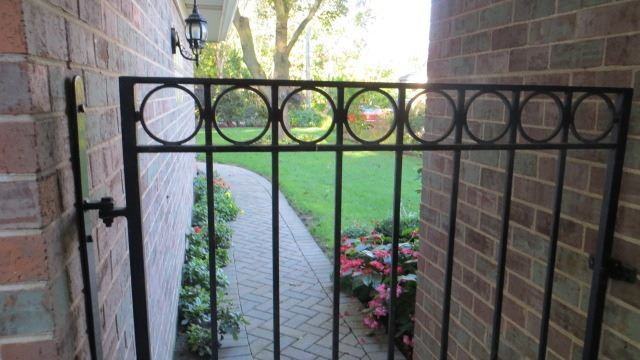 605 Western Ave - Photo 3 of 12