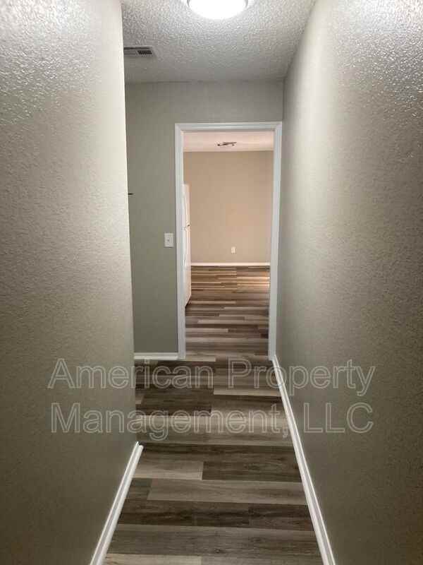 1562 E 68th St - Photo 7 of 18