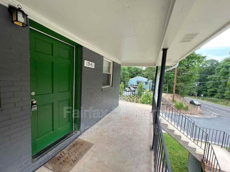 1941 Morehead Ave - Photo 3 of 21