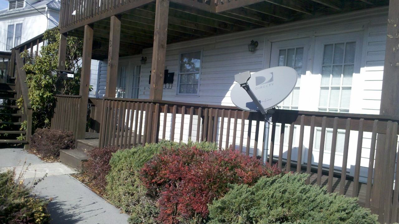 649 Arch St - Photo 2 of 3