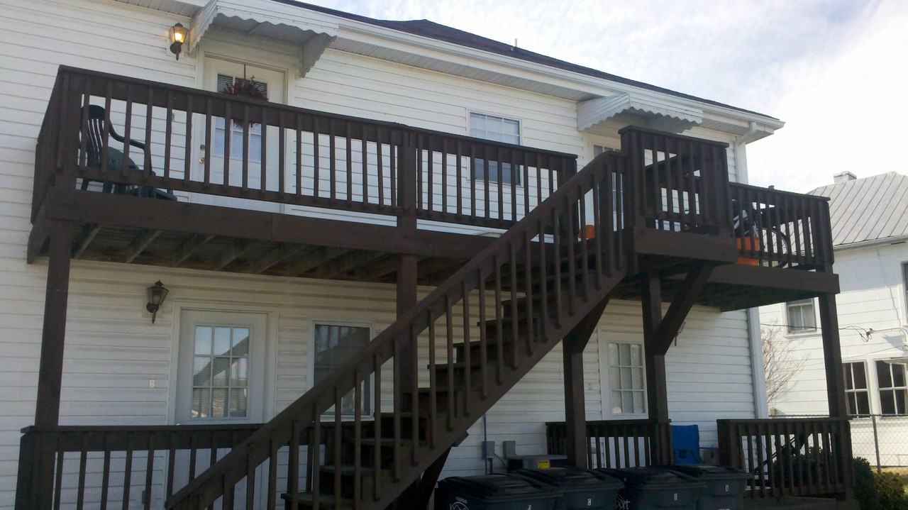 649 Arch St - Photo 3 of 3
