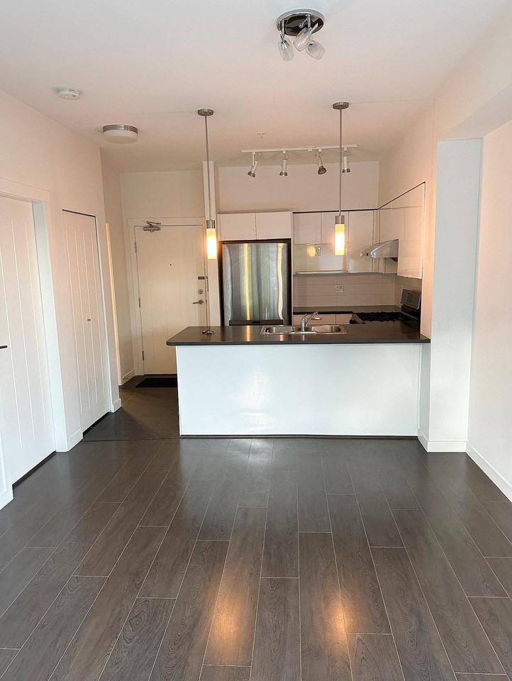 10880 Number 5 Road #216