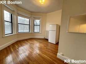 Commonwealth Ave #12A - Photo 1 of 1