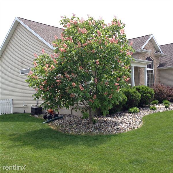 1104 Rivington Pike - Photo 3 of 41