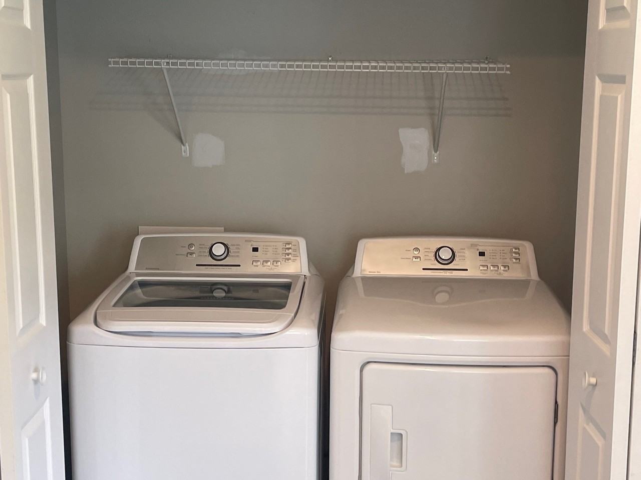 1324 E Fort Wayne St - Photo 3 of 13