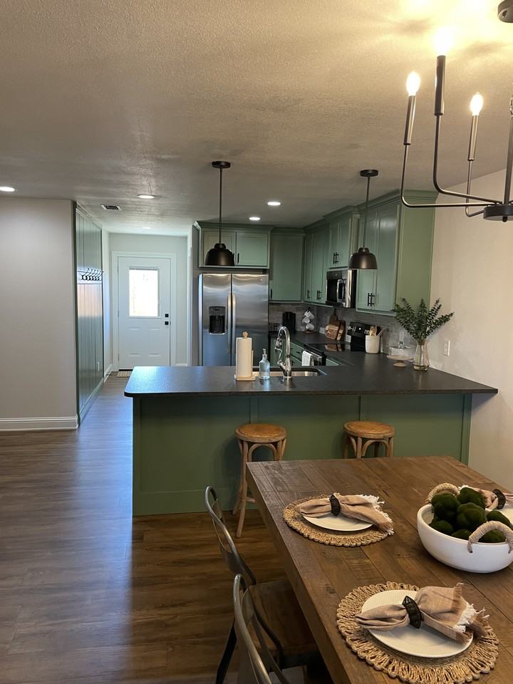 2323 S 18th St #2323 - Photo 3 of 14