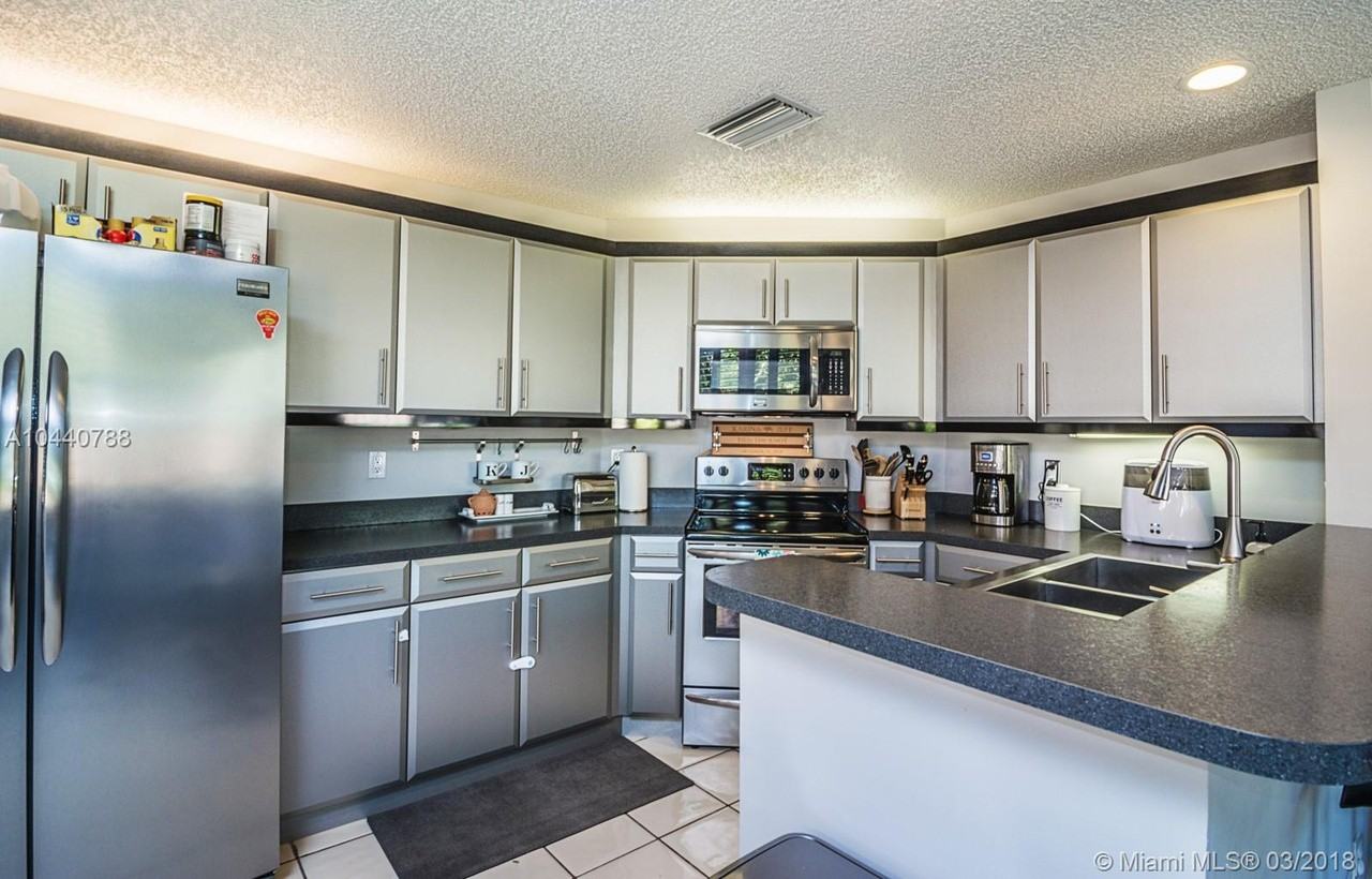 1500 Nw 105th Ave #NA - Photo 3 of 8