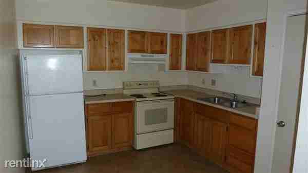 704 S Stapley Dr - Photo 3 of 6