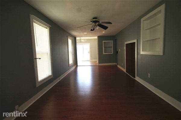 322 E Gardner St - Photo 3 of 20