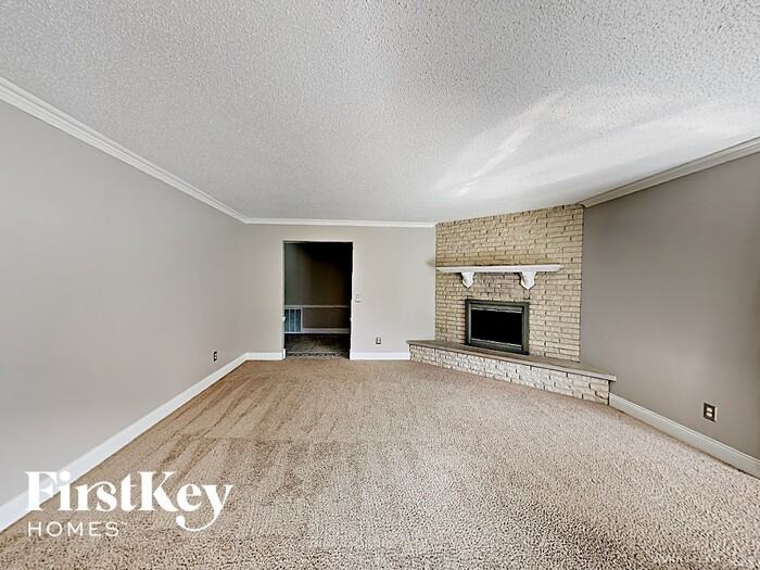 6 Bordeaux Pl - Photo 2 of 16