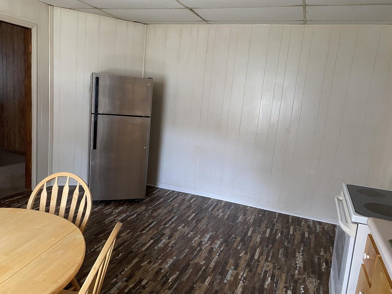 1627 B Avenue Southeast #2 - Photo 6 of 12